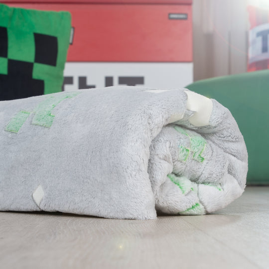 Cuddle Blanket 'Minecraft' with Glow-in-the-Dark Effect – Light Grey / Green