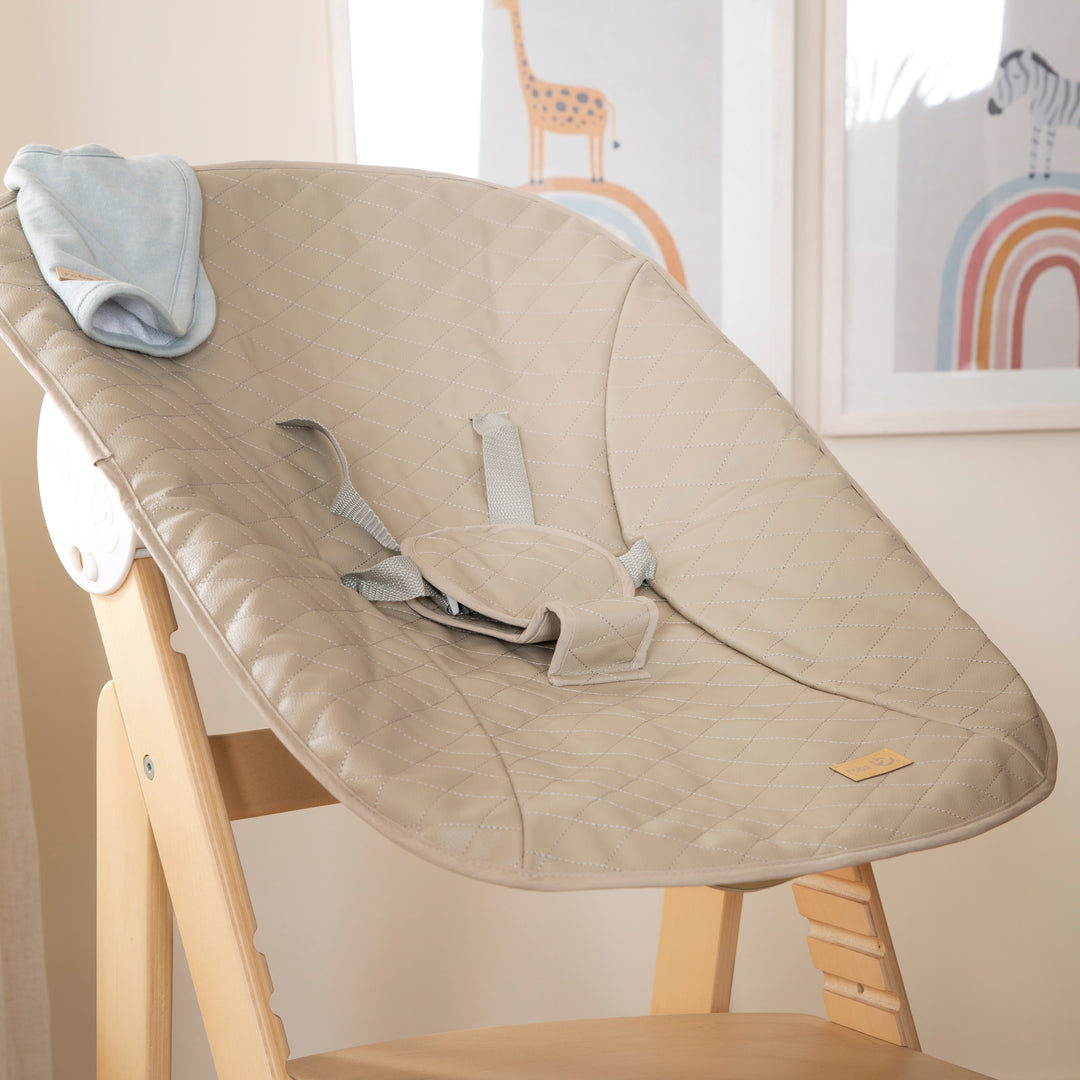 Treppenhochstuhl 'Born Up' Set 2in1, 'Greyish gesteppt', Hochstuhl mit Liegefunktion