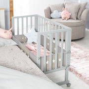 Lit cododo et berceau 'safe asleep®' 2 en 1 avec barrière 'Little Stars', matelas et nid inclus