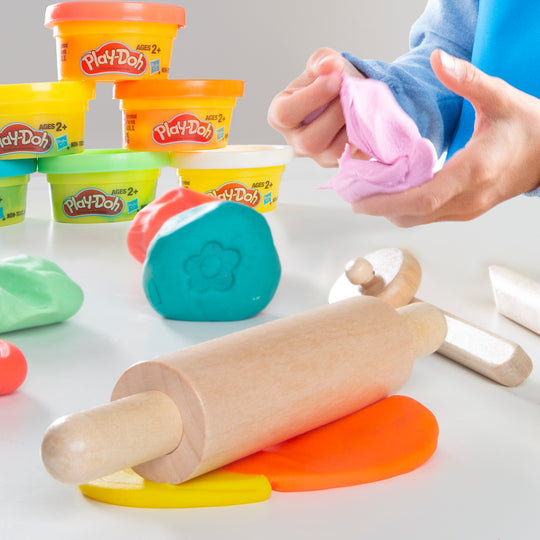 roba x Play-Doh Set - 3D Creative Mat with 12 Modelling Tins & Wooden Tools