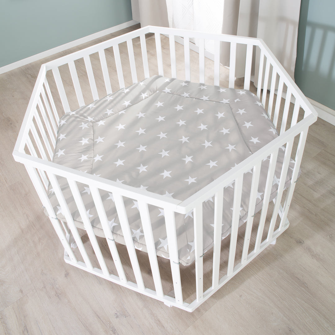 Parc 'Little Stars' hexagonal, avec revêtement de protection, en bois blanc