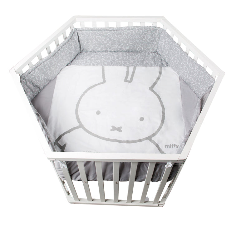 Box per bambini "miffy®", box esagonale, regolazione in altezza a 3 pieghe, incl. cuscinetti di protezione e ruote, bianco