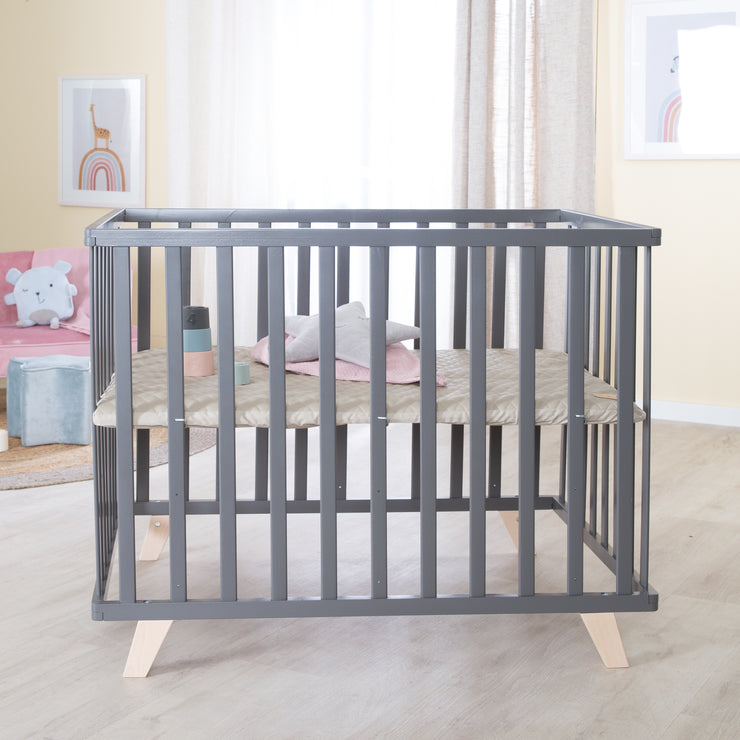 Playpen 75 x 100 with Wooden Legs + 'Greyish Quilted' Bumper - Anthracite Wood