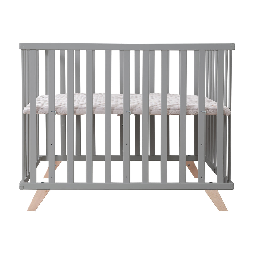 Parc 75 x 100 + Tapis de parc gris 'Lil Planet' - Hauteur réglable - Bois laqué taupe