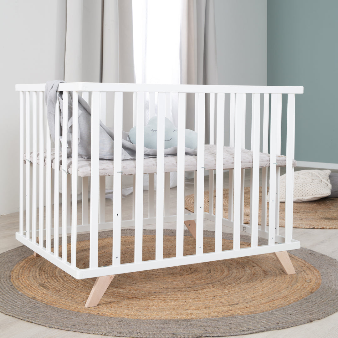 Parc 75 x 100 + Tapis de parc gris 'Lil Planet' - Hauteur réglable - Bois laqué taupe