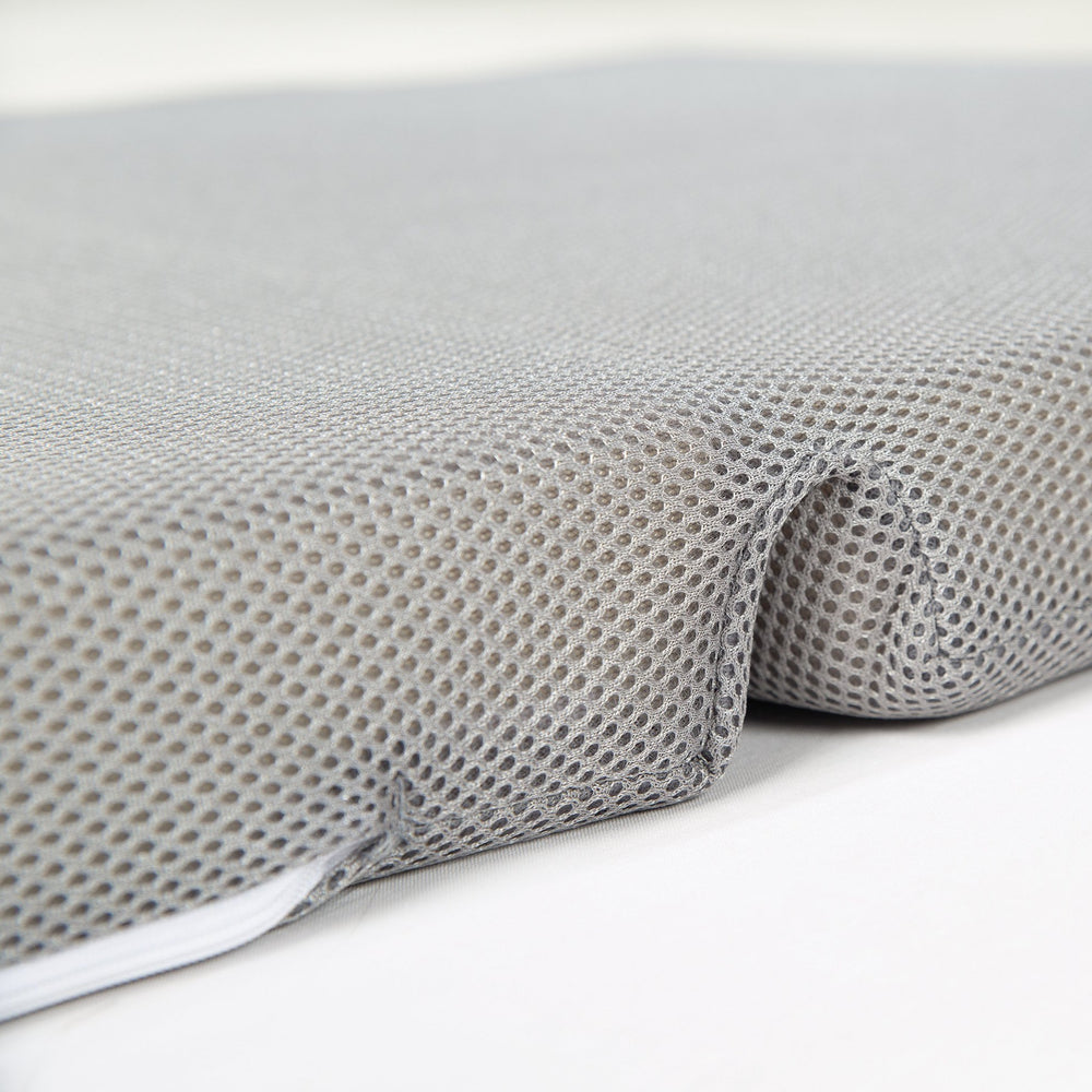 Reisebettmatratze 'safe asleep®', 60 x 120 x 5,5 cm, belüfteter Schaumstoff für optimales Schlafklima