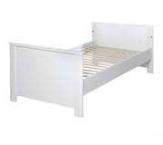 Zimmerset 'Linus' inkl. Kombi-Bett 70 x 140 cm, Wickelkommode & 3-türigem Schrank, Weiß / grau