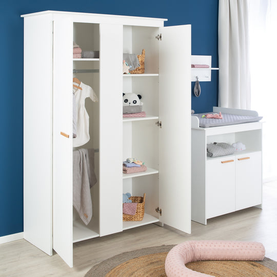 Set de chambre 'Anton' incl. lit d'enfant 70x140, commode à langer 2 portes, armoire 2,5 portes