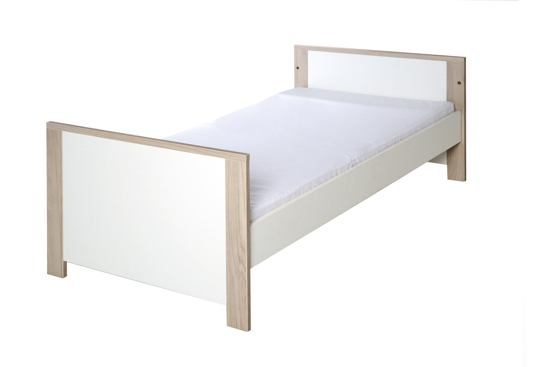Kinderzimmerset 'Olaf' inkl. Kombi-Bett 70 x 140 cm, Wickelkommode & 3-türigem Schrank, Luna Elm/weiß