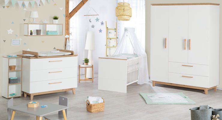 Room set 'Finn' incl. combi cot 70 x 140 cm, changing table & 3-door wardrobe, white / gold oak