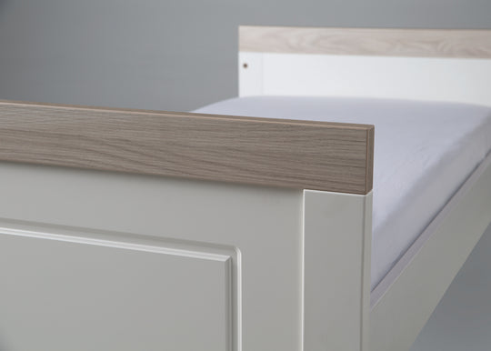 Zimmerset 'Felicia', inkl. Kombi-Bett 70 x 140 cm & breiter Wickelkommode, Luna Elm/weiß