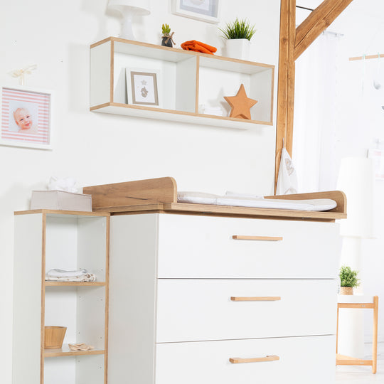 Mensola a parete 'Finn', adatta per la combinazione avvolgente 'Finn', ripiano sospeso per camere per bambini, rovere bianco/ dorato