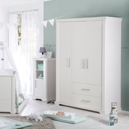 Wardrobe 'Maxi', 3 Doors, 2 Drawers, in Modern Country House Style, White