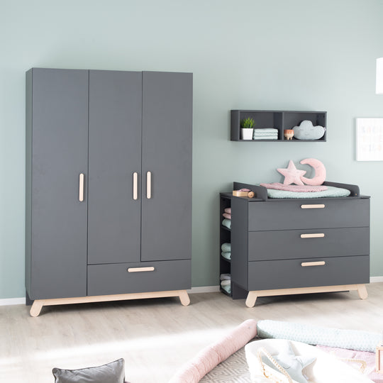 Armoire 'Jara' 3 portes, anthracite, avec pieds & poignées en bois massif