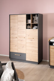 Armoire "Lenn" 3 portes - Anthracite - Décor bois Chêne Artisan - Poignées en bois massif