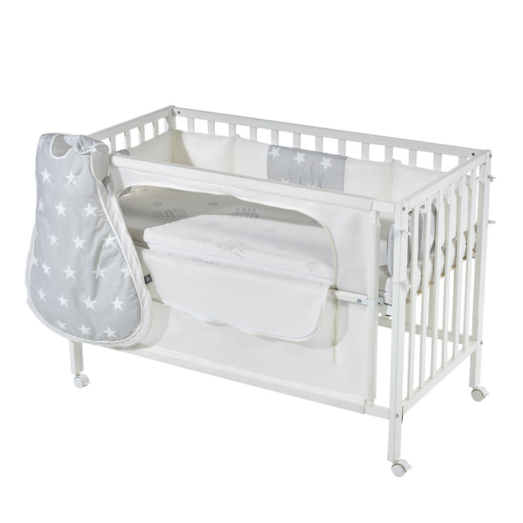 Cama de habitación 'Safe Sleeple®', 60 x 120 cm, 'Stars Grey', cama lateral que incluye equipos, blanco pintado