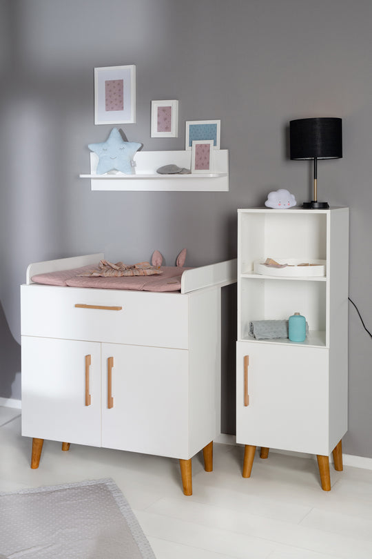 Kinderzimmerset 'Mick', inkl. Kombi-Bett, Wickelkommode & 3-türigem Schrank, weiß/Goldeiche
