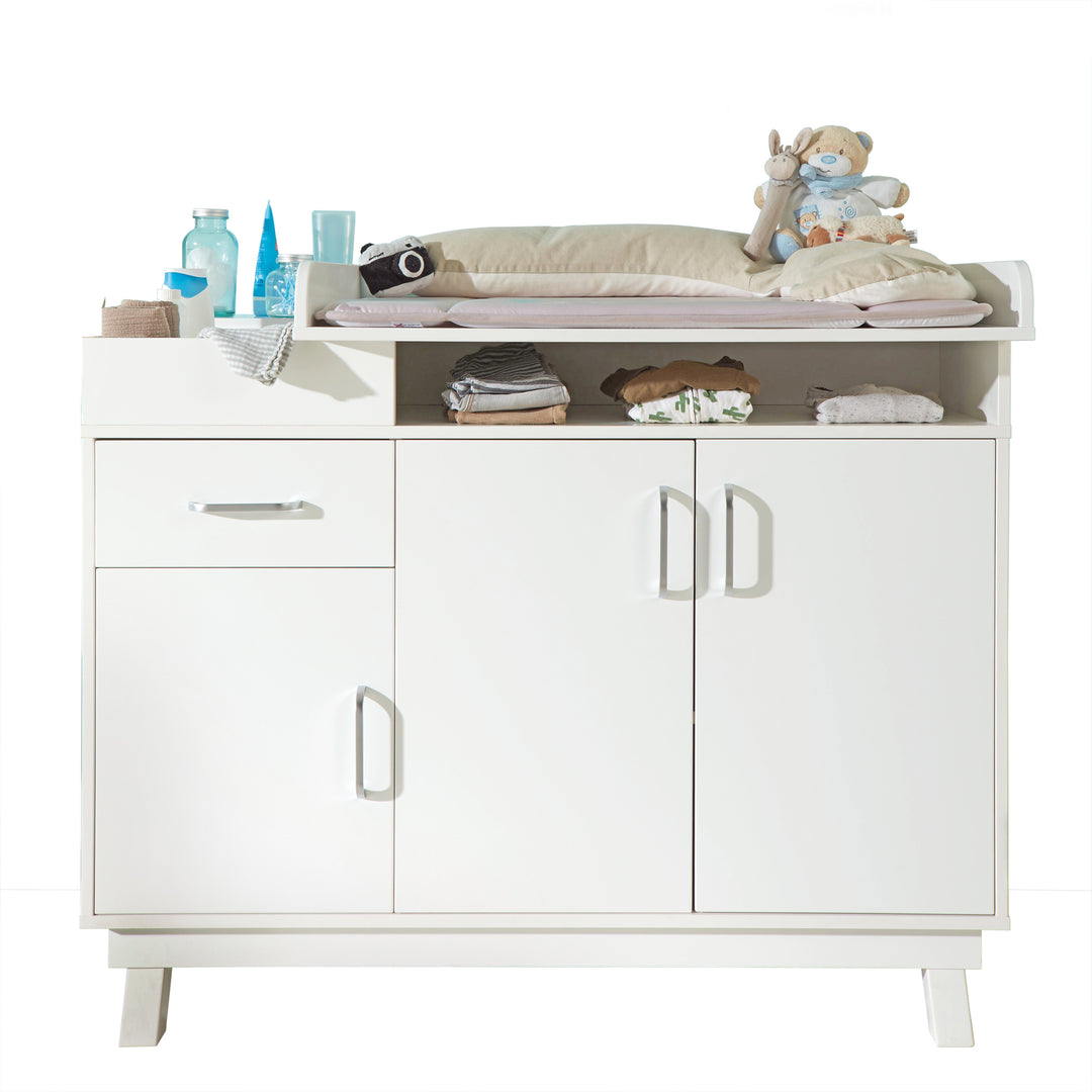 Cassettiera fasciatoio 'Nordic Weiss' tra cui set di pannolini, 3 porte e 1 cassetto, altezza avvolgente 92 cm