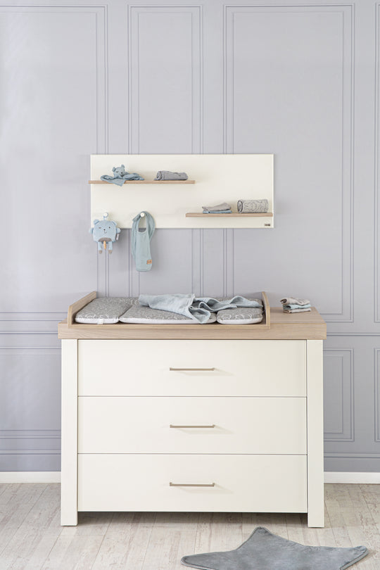 Furniture Set 'Lucy' 2-Piece, Including Convertible Children's Bed 70 x 140 cm & Wide Changing Table