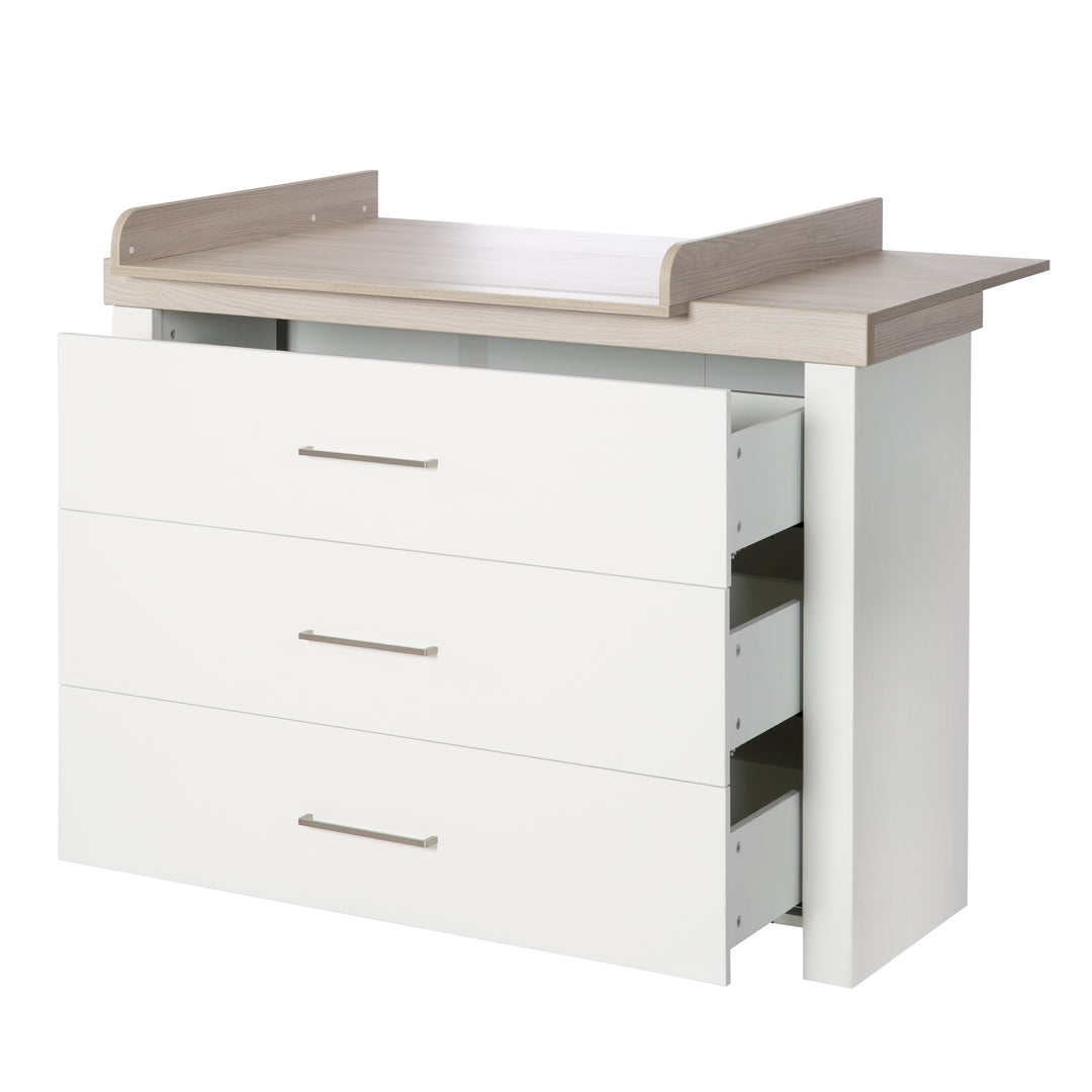 Furniture Set 'Lucy' 2-Piece, Including Convertible Children's Bed 70 x 140 cm & Wide Changing Table