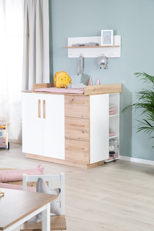 Changing Table 'Lion' Including Removable Attachment - 3 Drawers & 2 Doors