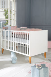 Nursery set 'Mick', incl. combi bed, wrap-and-wrap & 3-door closet, white/gold oak