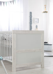 Kinderzimmerset 'Mila', inkl. Baby-/ Kinderbett 70 x 140 cm & Wickelkommode, grau/weiß