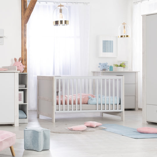 Cuna convertible 'Mila', 70 x 140 cm, ajustable y convertible en cama juvenil, con 3 barrotes extraíbles