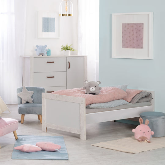Cuna convertible 'Mila', 70 x 140 cm, ajustable y convertible en cama juvenil, con 3 barrotes extraíbles