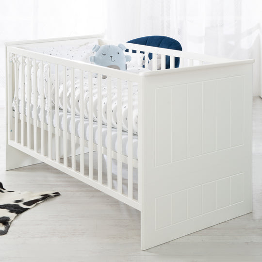 Cuna convertible 'Sylt', 70 x 140 cm, blanca, ajustable en altura, con 3 barrotes extraíbles, convertible