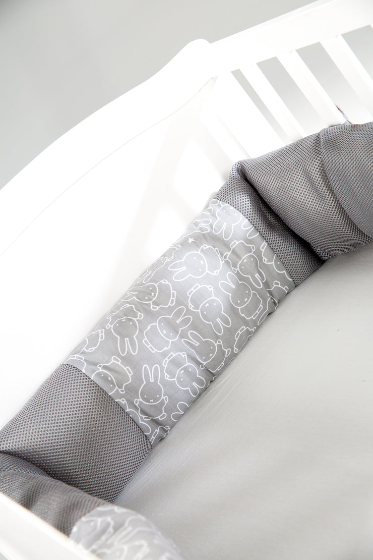 Nestchen `` Safe Sleend® ', Easy Air' Miffy® ', circulation de l'air, nid avec système de balance de l'air