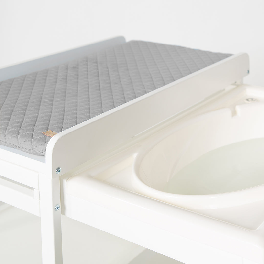 Bade-Wickel-Kombi 'Baby Pool' weiß inkl. Wickelauflage 'roba Style', ausziehbare Wanne
