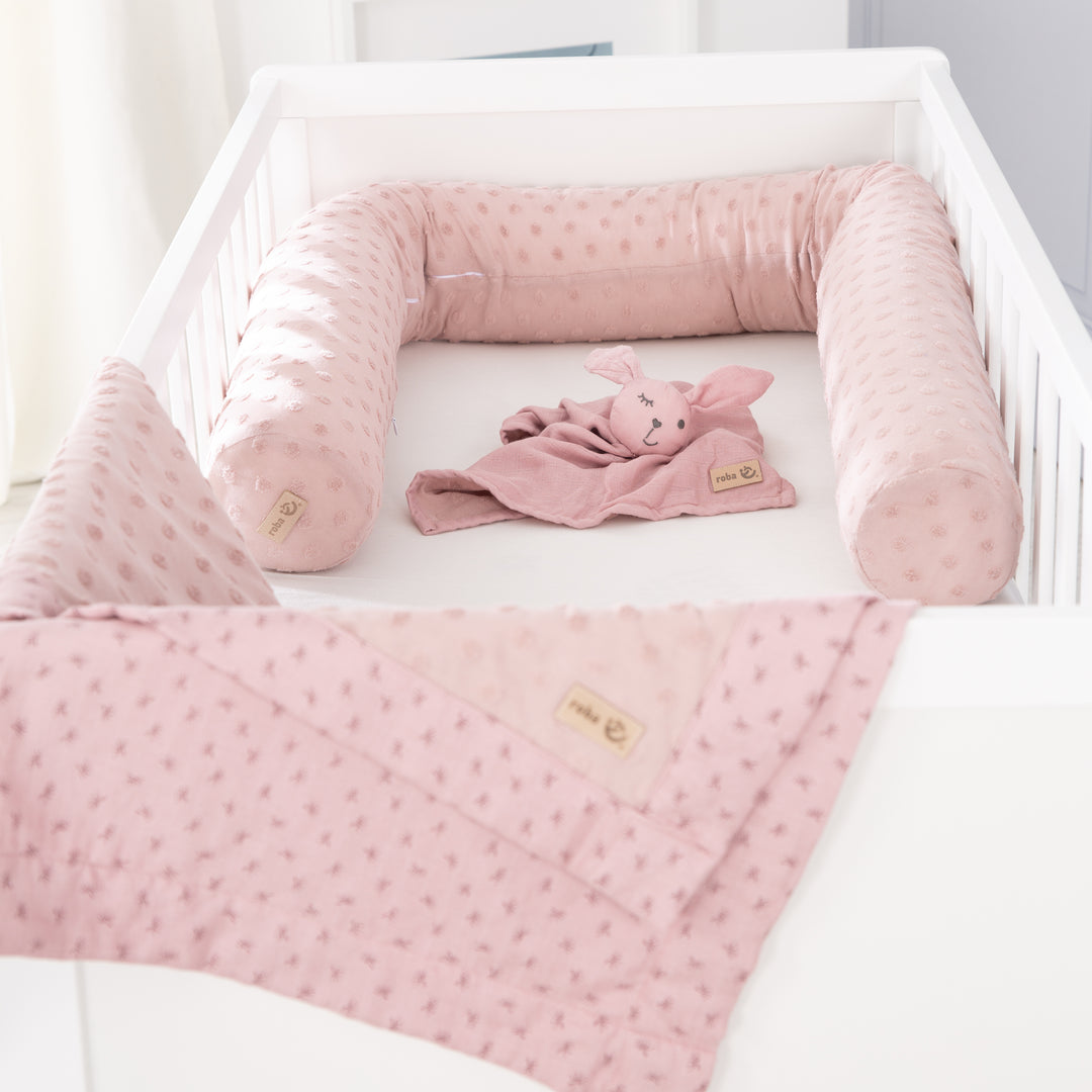 Organic Geschenkset 'Lil Planet' rosa/mauve, Bio-Bettschlange, -Decke & -Schmusetuch