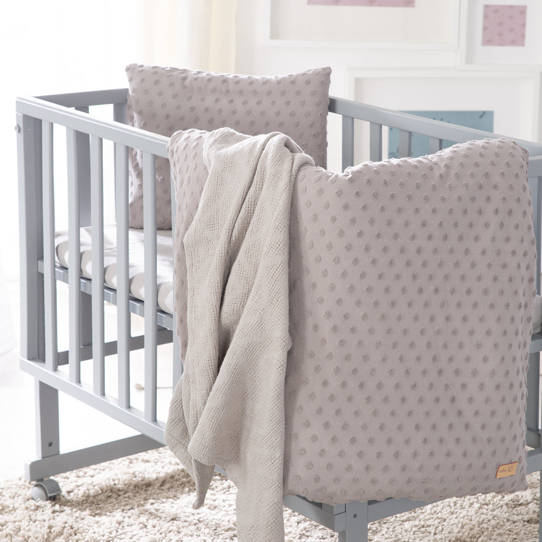 Organic Geschenkset 'Lil Planet' silbergrau, Bio-Bettwäsche, -Spannbettlaken & -Babydecke, GOTS