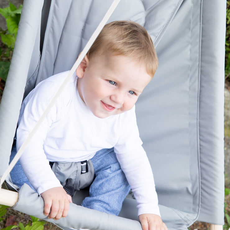 Asiento colgante 'taupe', ajustable desde la tumbona al columpio, desde el nacimiento hasta aproximadamente 6 años / 30 kg