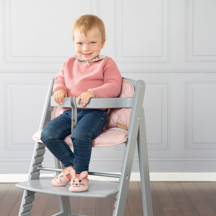 Chaise haute évolutive "Sit Up III", qui grandit avec l'enfant jusqu’à chaise jeune, taupe