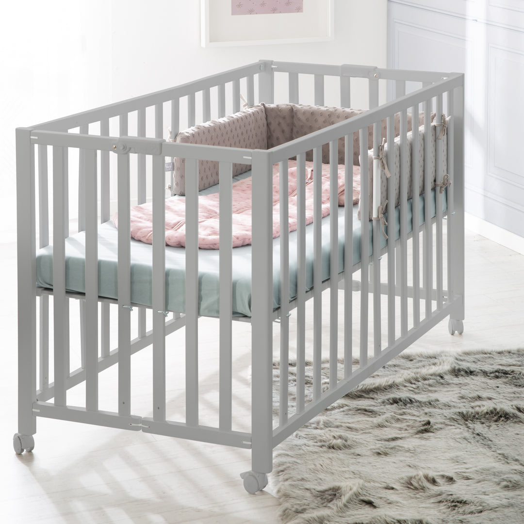 Letto pieghevole 'Fold Up', 60 x 120 cm, in legno color tortora, regolabile in altezza in 2 posizioni, rotelle incluse