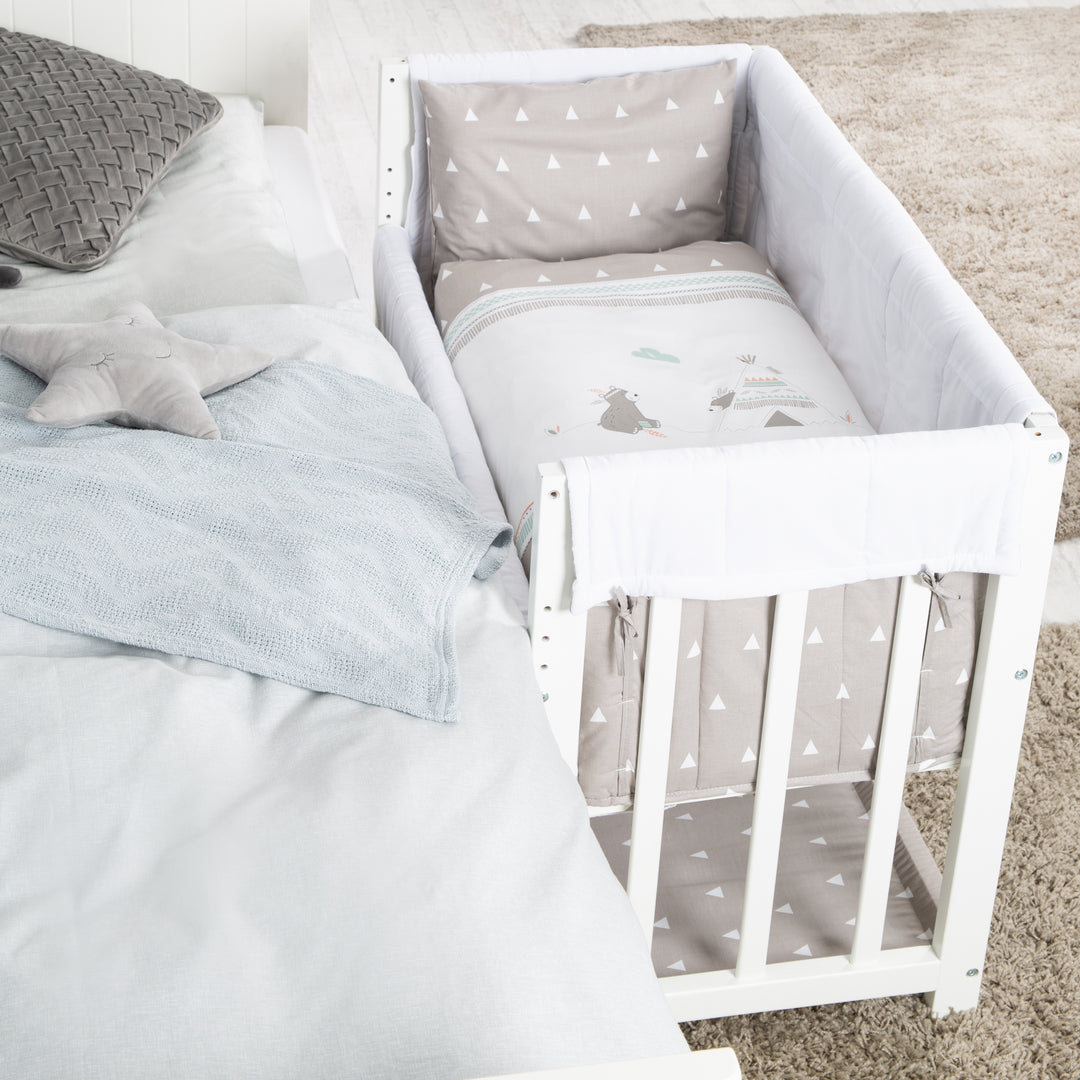 Culla co-sleeping 'Indibaer' 4 in 1, lettino per bambini, culla e panca per bambini, bianco