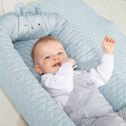 Babylounge 'roba Style', Nest mit Bärengesicht 'Benny', hellblau, Reisebett, Wickelauflage