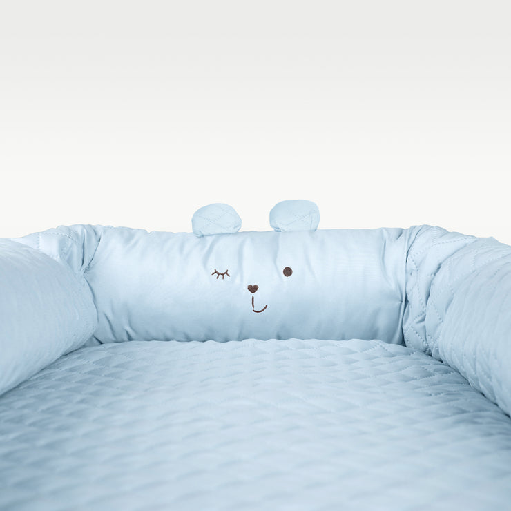 Babylounge 'roba Style', Nest mit Bärengesicht 'Benny', hellblau, Reisebett, Wickelauflage