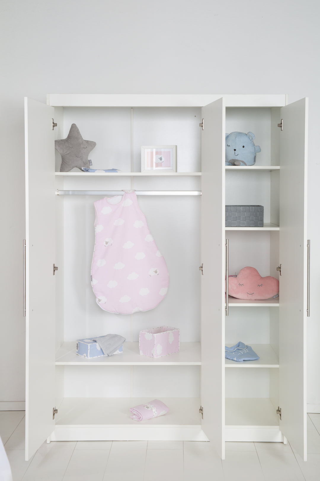 Room Set 'Maren', including Convertible Bed 70 x 140 cm, Wide Changing Table & 3-Door Wardrobe, White