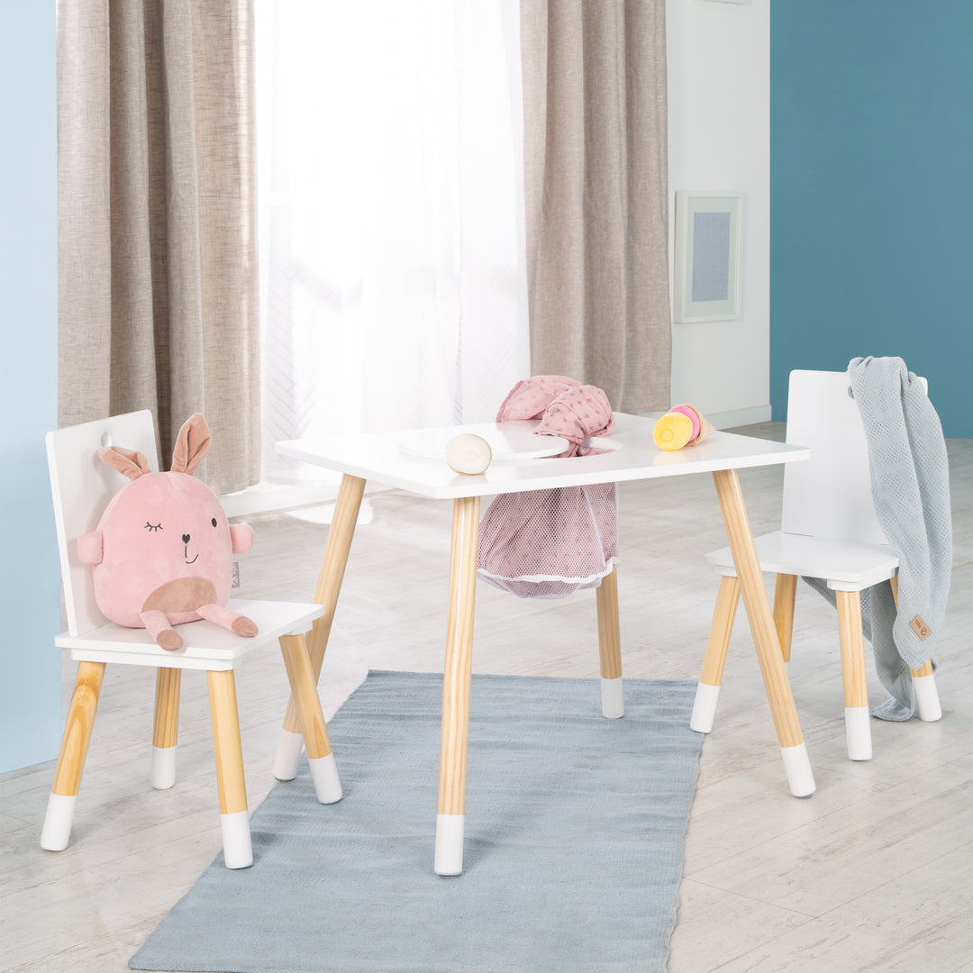 Ensemble de chaises et table pour enfants, bois laqué blanc, filet de rangement inclus