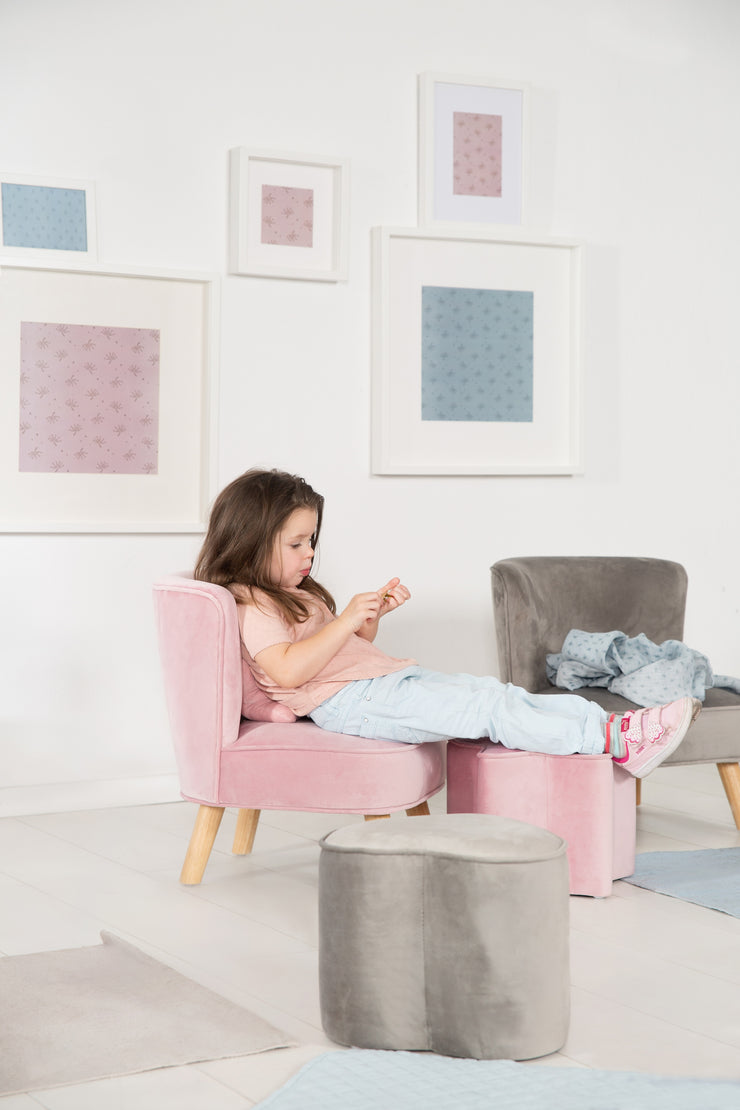 Kindersessel 'Lil Sofa', bequemer Sessel mit stabilen Holzfüßen und Sa –  roba