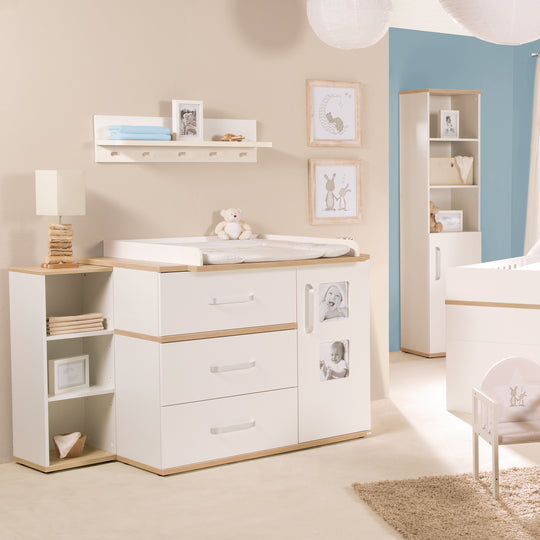 Babymöbel-Set 'Pia', 2-tlg, inkl. Kombi-Bett 70 x 140 cm & breiter Wickelkommode, Weiß / San Remo Eiche