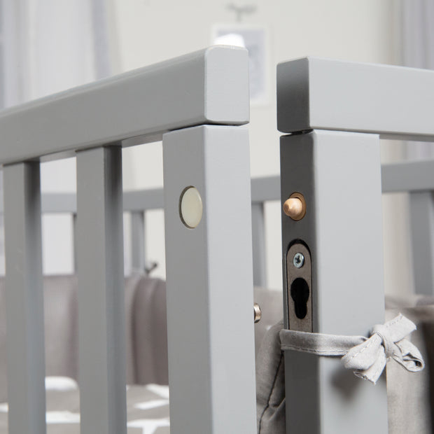 Stubenbett 'safe asleep®' 3 in 1,  'Little Stars', Beistellbett grau, Babybett & Bank, mit Zubehör