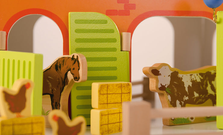 Bauernhof 'Farm', bedrucktes Holzspielzeug, Set mit Scheune, Stall, Heuboden, Zaun & 6 Bauernhoftieren, steckbar
