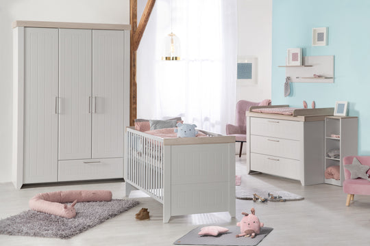 Kindermöbelset 'Helene', inkl. Kombi-Bett 70 x 140 cm, Wickelkommode & 3-türigem Schrank, Lichtgrau