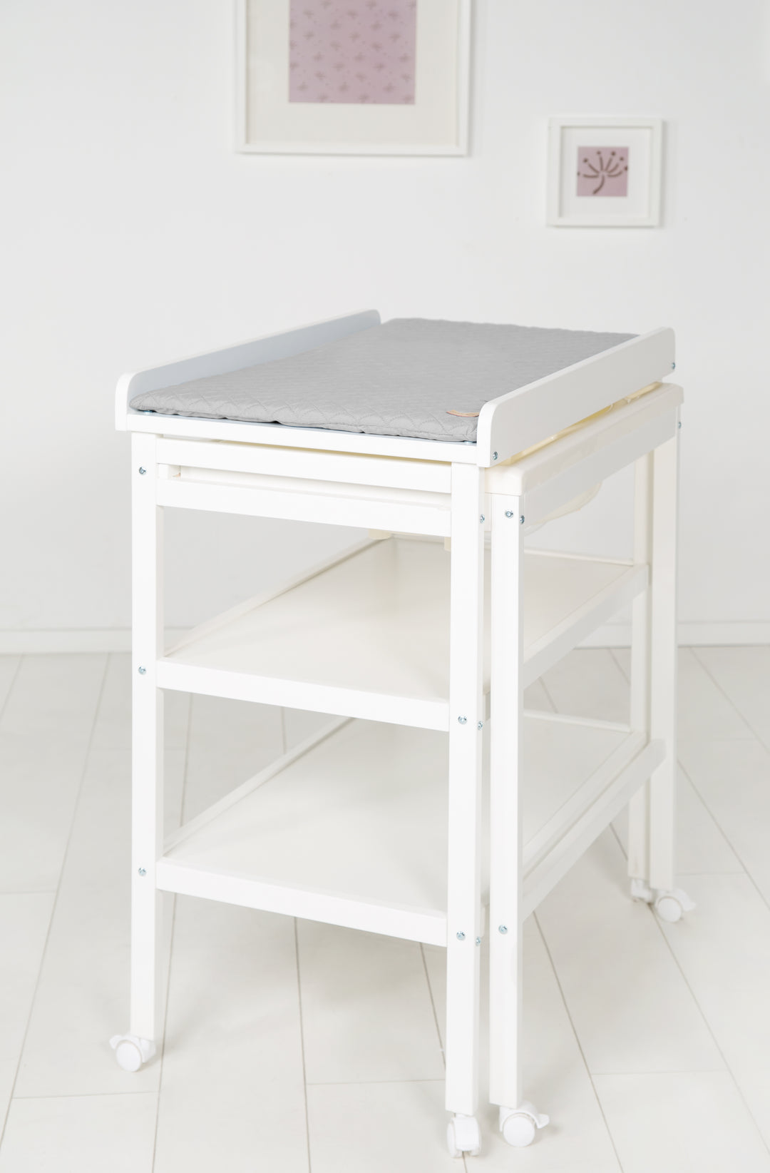 https://cdn.shopify.com/s/files/1/0340/0590/9643/files/212063WEV230-Badewickel-Kombi_ausziehbar_17_bis_20MB.mp4?v=1630908848